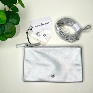 Urban‎ Originals Vegan Leather “Enchanted” Dual Zip Crossbody Clutch Silver NWT